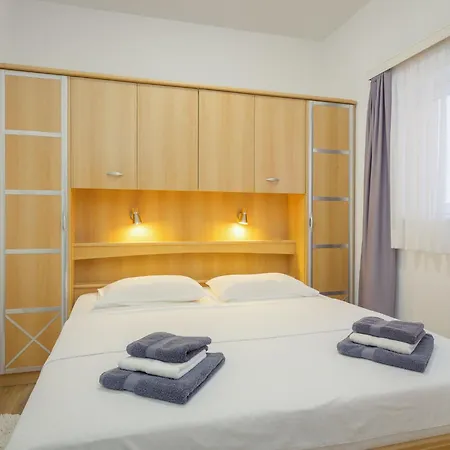 Vizula By Interhome Lägenhet Medulin