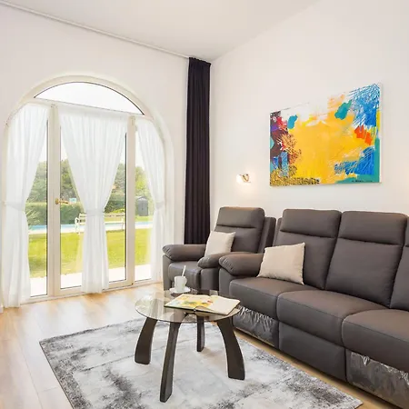 Apartment Vizula By Interhome *